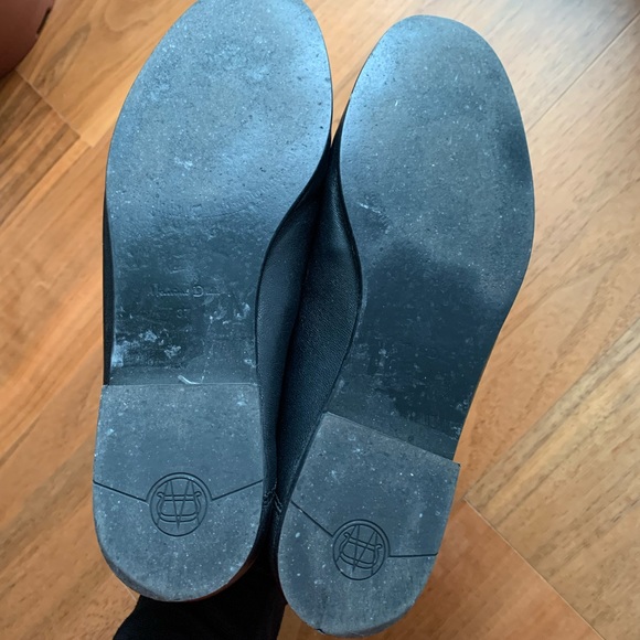 Massimo Dutti iconic black loafers - Picture 5 of 5